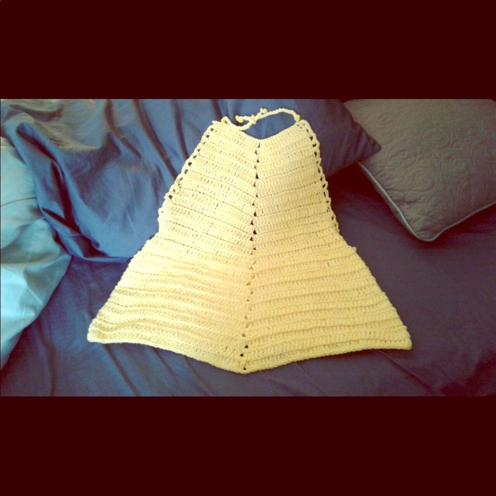 Cut top (crochet)
